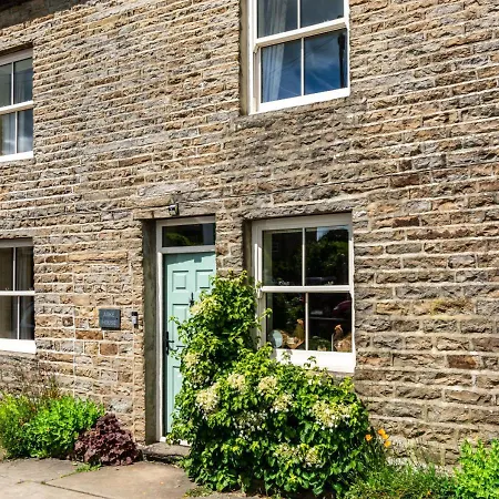 Holiday home Aske House